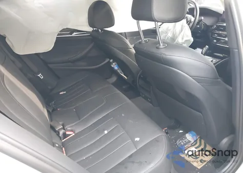 2021 BMW 540I z USA, uszkodzony, nr VIN WBA53BJ05MCF54646